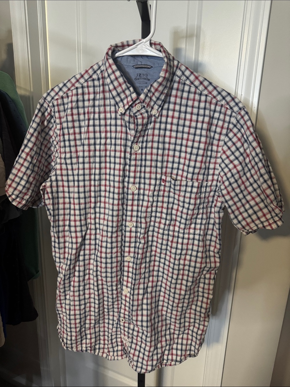 Izod White Short-Sleeve Button-Down Plaid Shirt with Red and Blue Grid